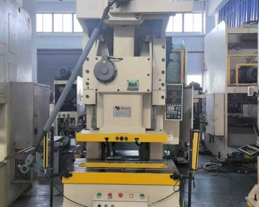 气动冲床 160T 澳苏杰
