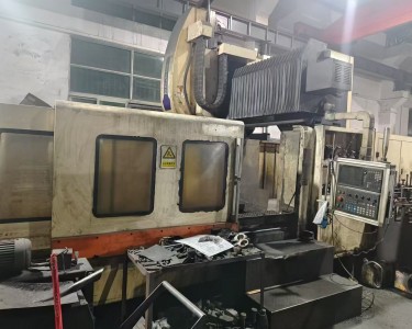 龙门加工中心 2米 台钲