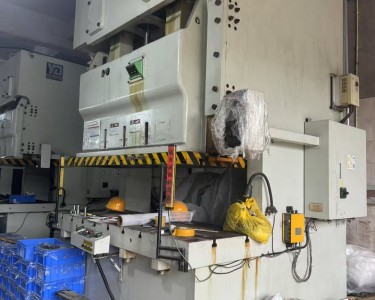 气动冲床 200T 甬锻