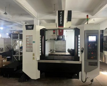 立式加工中心 T-V1060 台群