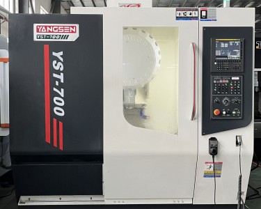 钻攻中心 YST-700 扬森