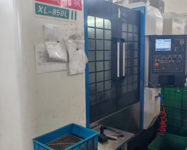 立式加工中心 XL-850L 固崴
