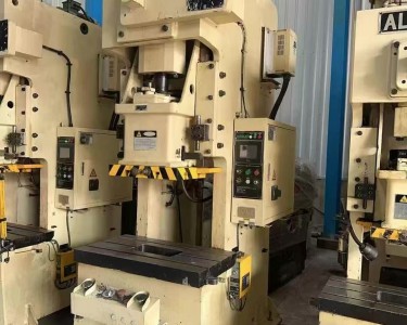 气动冲床 60T 金澳兰
