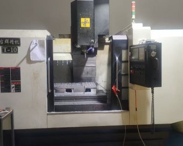 立式加工中心 1060 台群