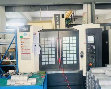 立式加工中心 856S 台群
