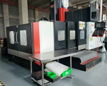 龙门加工中心 PW-2516 派崴