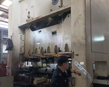 气动冲床 500T 科斯顿