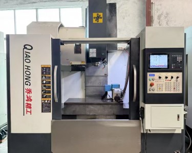 立式加工中心 QH-V8 乔鸿