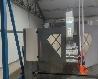 龙门加工中心 2515 台正