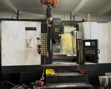 立式加工中心 RT-L1580 仁通