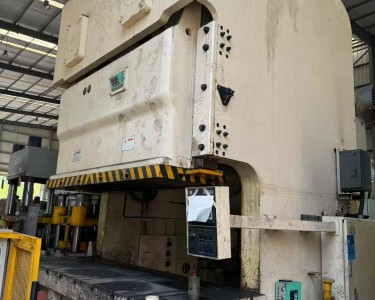 气动冲床 250T 金丰