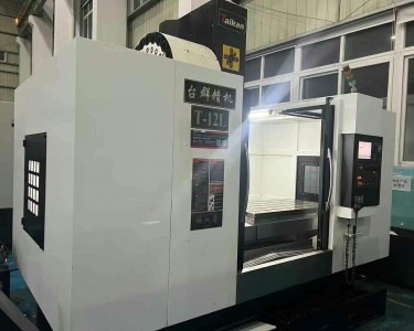 立式加工中心 T-12L 台群