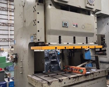气动冲床 160T 东泰