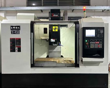 立式加工中心 1060 台群