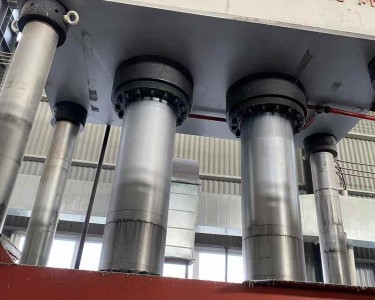 四柱式油压机 1000T 众冶