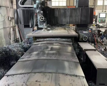 数控龙门铣床 4022 集泰成