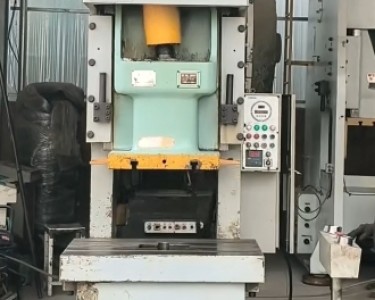 气动冲床 80T 扬锻