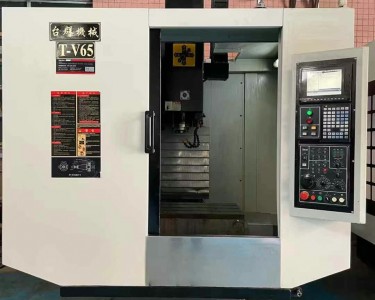 立式加工中心 V65 台群