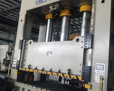 框架式油压机 1250T 中威