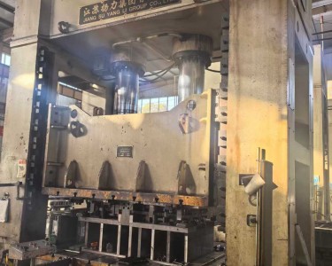 框架式油压机 1000T 扬力