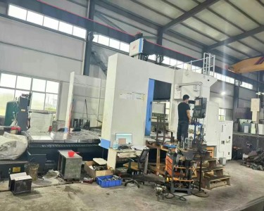龙门加工中心 2040 纽威