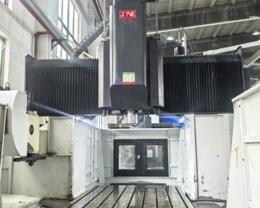 龙门加工中心 VMC2718 乔鸿
