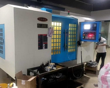 立式加工中心 1060 晁群