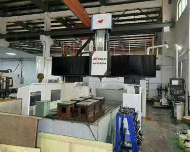 龙门加工中心 4028 纽威