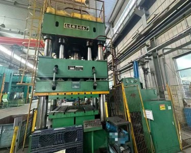 四柱式油压机 800T 南通锻压