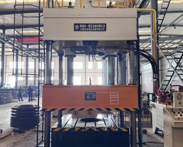 四柱式油压机 200T 徐州达一