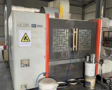 立式加工中心 1060 鑫斯达