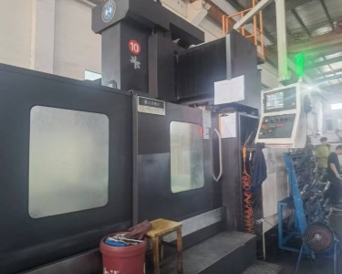 龙门加工中心 2520 大畏