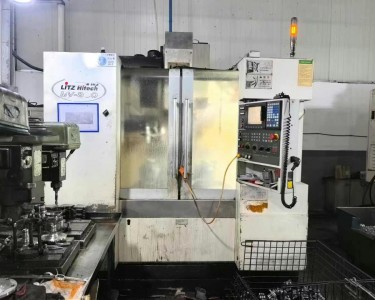 立式加工中心 800 丽驰