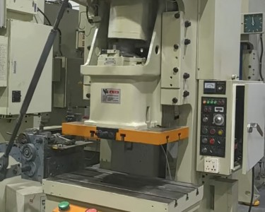 气动冲床 60T 金丰