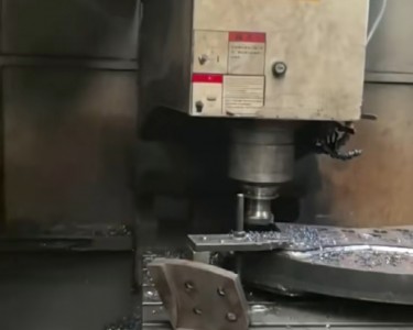 立式加工中心 1370 