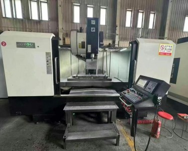 立式加工中心 1580 乔扬