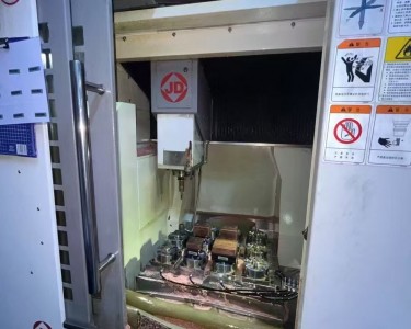 精雕机 550 北京精雕