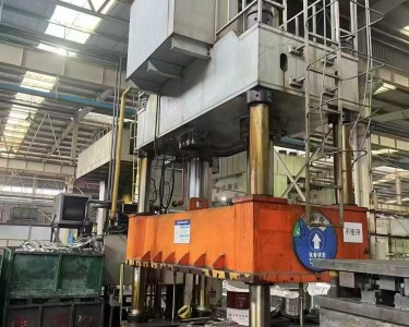 四柱式油压机 500T 南通锻压
