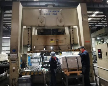 气动冲床 600T 人人发