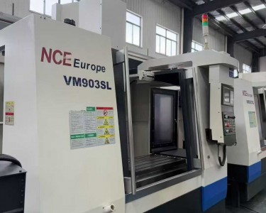 立式加工中心 VM903SL 纽威