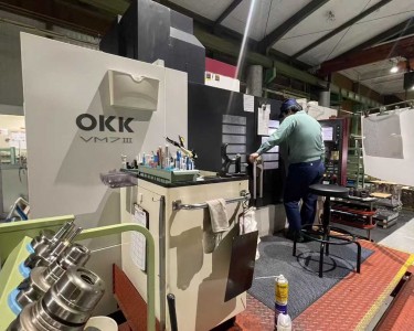 立式加工中心 大1米 OKK