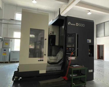 五轴联动加工中心 D500 牧野